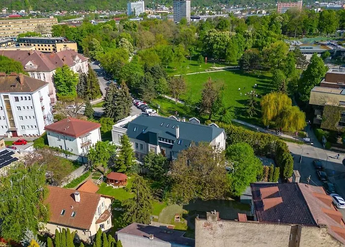 1-new 1min From Center Košice